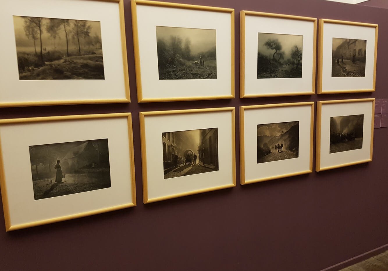 Photos of black and white photographs at the Museum of Photography in Charleroi Photos from the Museum of Photography