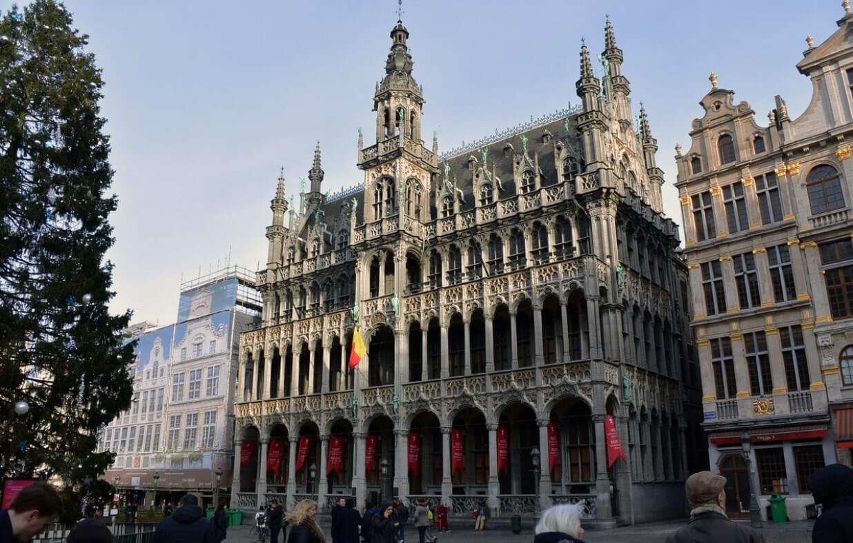 Photo of the King's House on the Grand Place King's House-decoration of the Grand Place