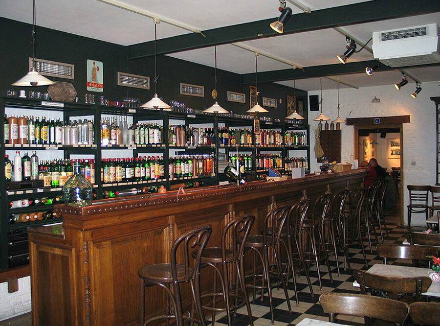 Photos of more than 140 types of gin The tasting room offers more than 140 types of alcoholic beverages