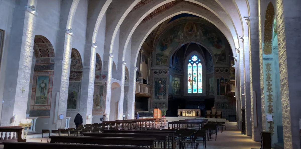 Cattedrale dei Santi Mariano e Giacomo / YouTube screenshot Cattedrale dei Santi Mariano e Giacomo / YouTube screenshot