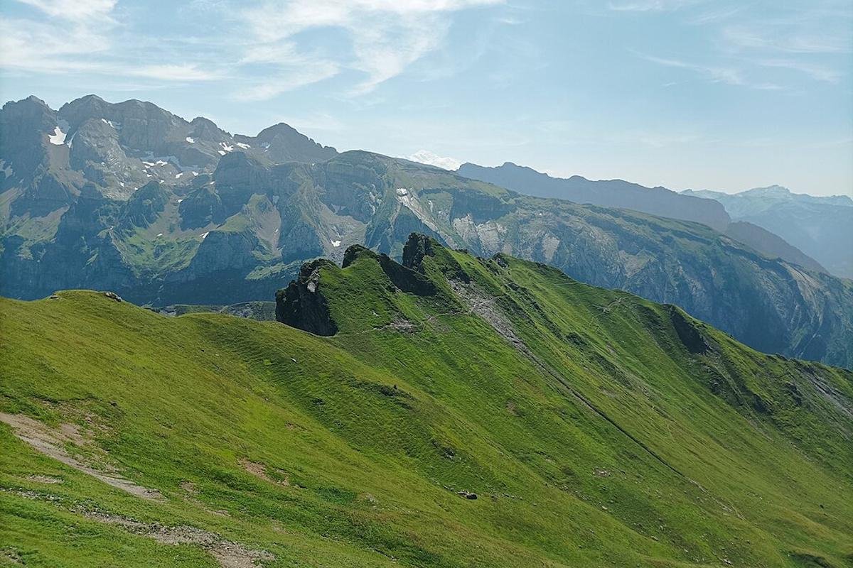 Landscapes around Morsin / photo by Wikipedia