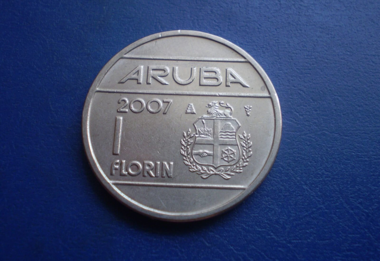 1 aruban florin The official currency of the island is the florin