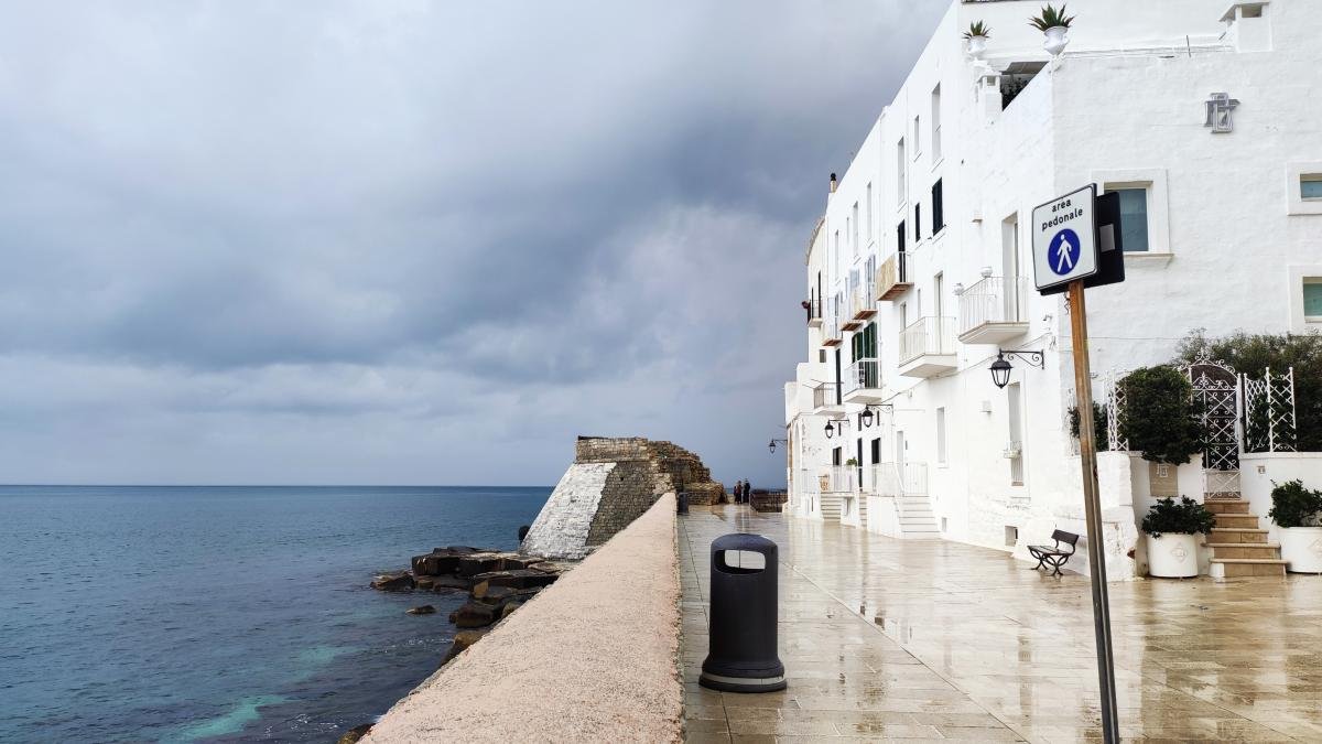 Promenade to St. Stephen's Castle / photo by Marina Grigorenko
