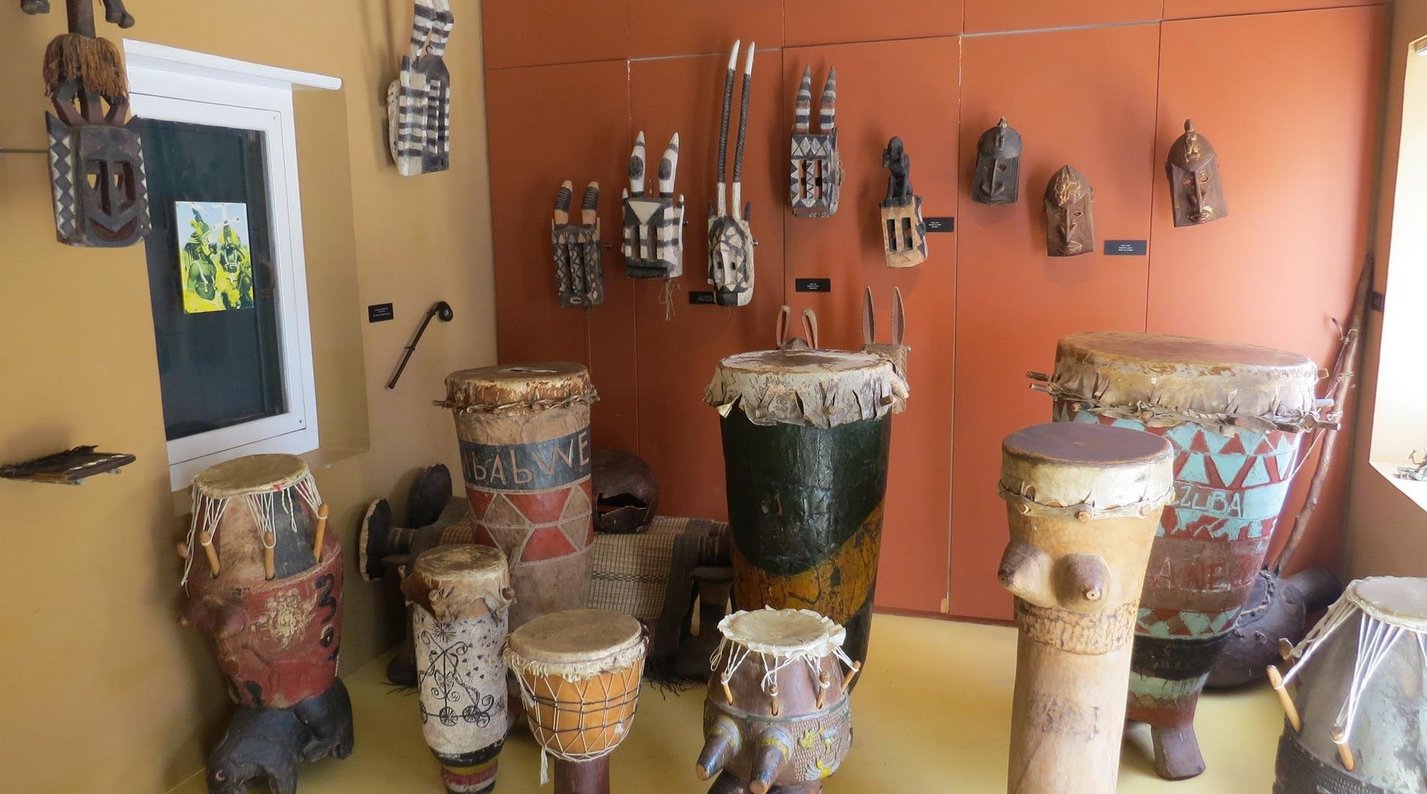 Photos of exhibits at the Kura Khulanda Museum Exhibits in the museum