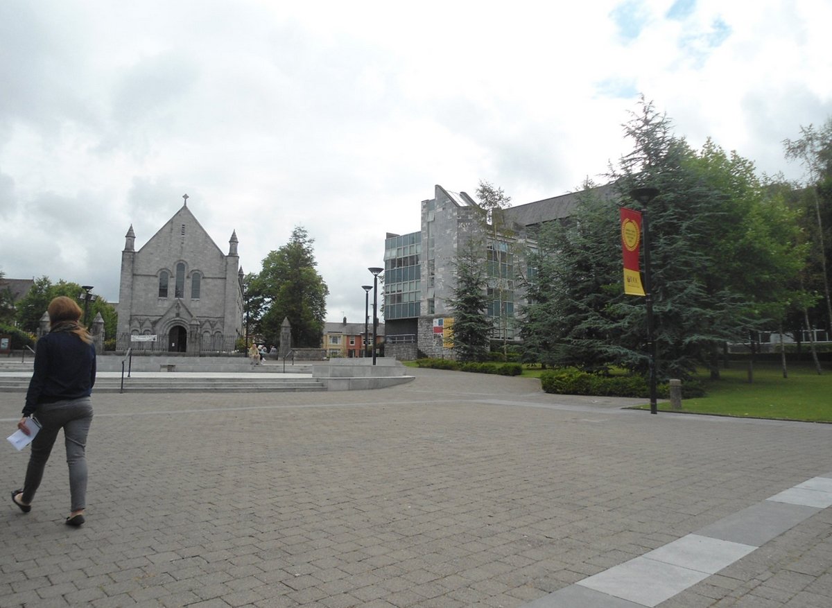 Photo of the Irish National University campus, Croke On the territory of the Irish National University