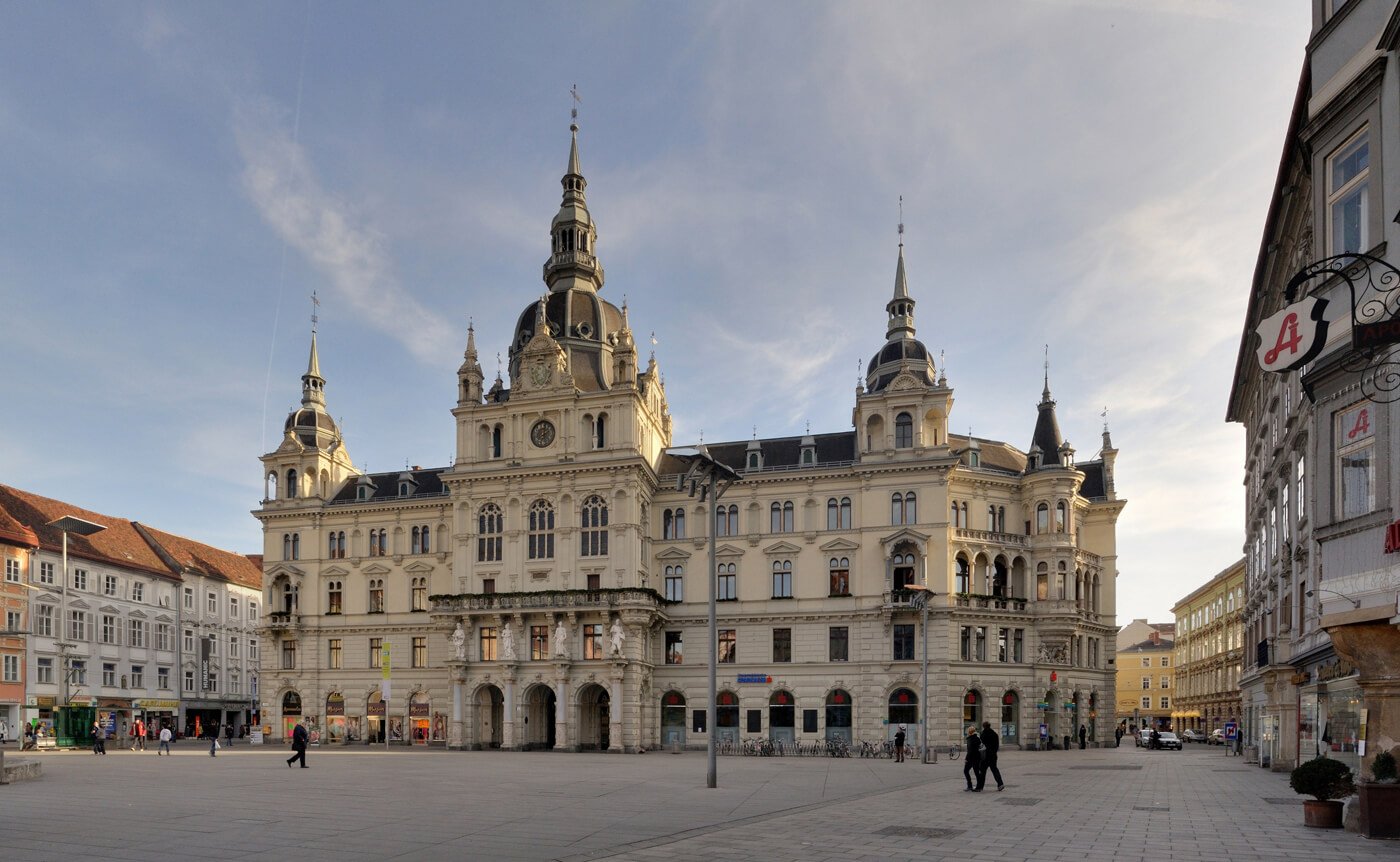 The Graz Town Hall is located in the main city square. Graz City Hall