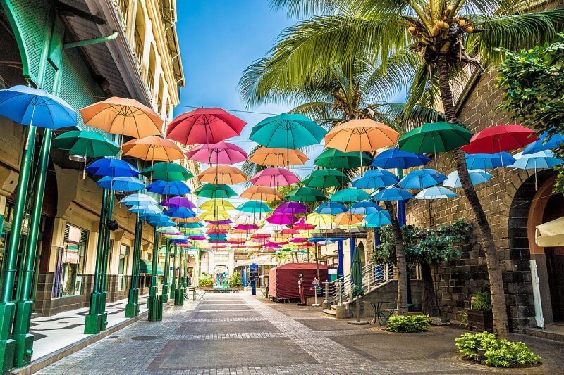 Photo: Shopping street in the Le Caudan Waterfront area of Port Louis, the capital of Mauritius Street in the embankment area