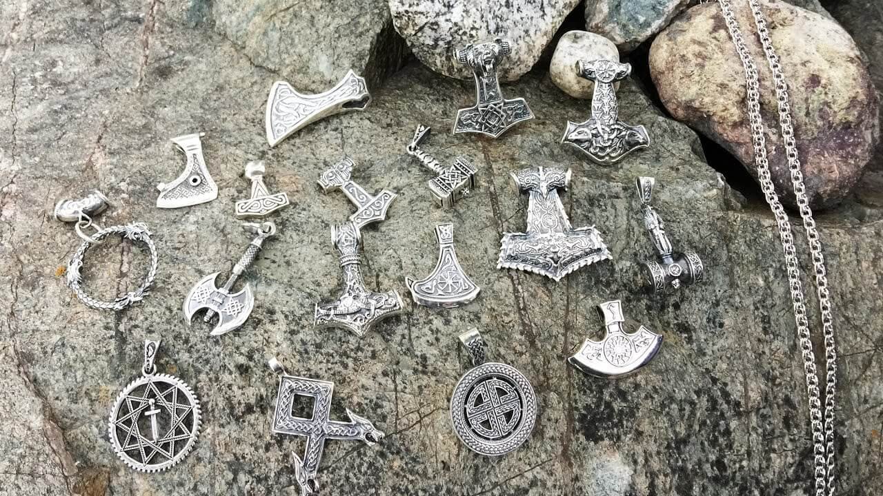 Scandinavian jewelry on stones Scandinavian jewelry