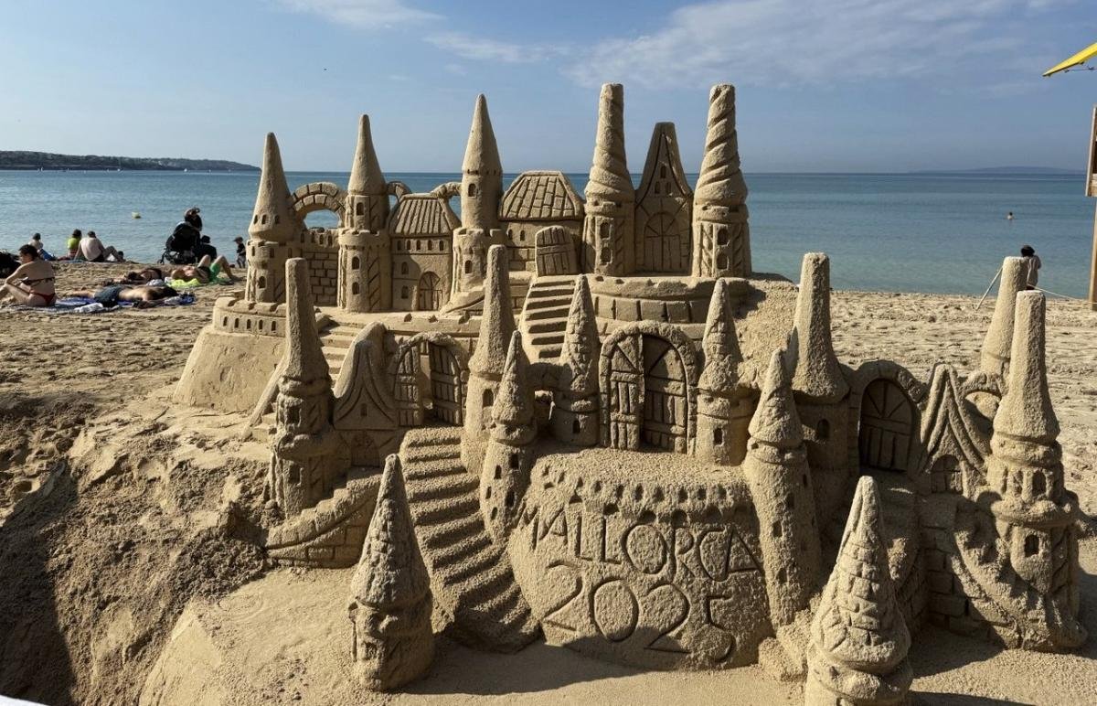 Sandcastles in Mallorca still exist despite the promises of a ban / photo by Natalia Petervari
