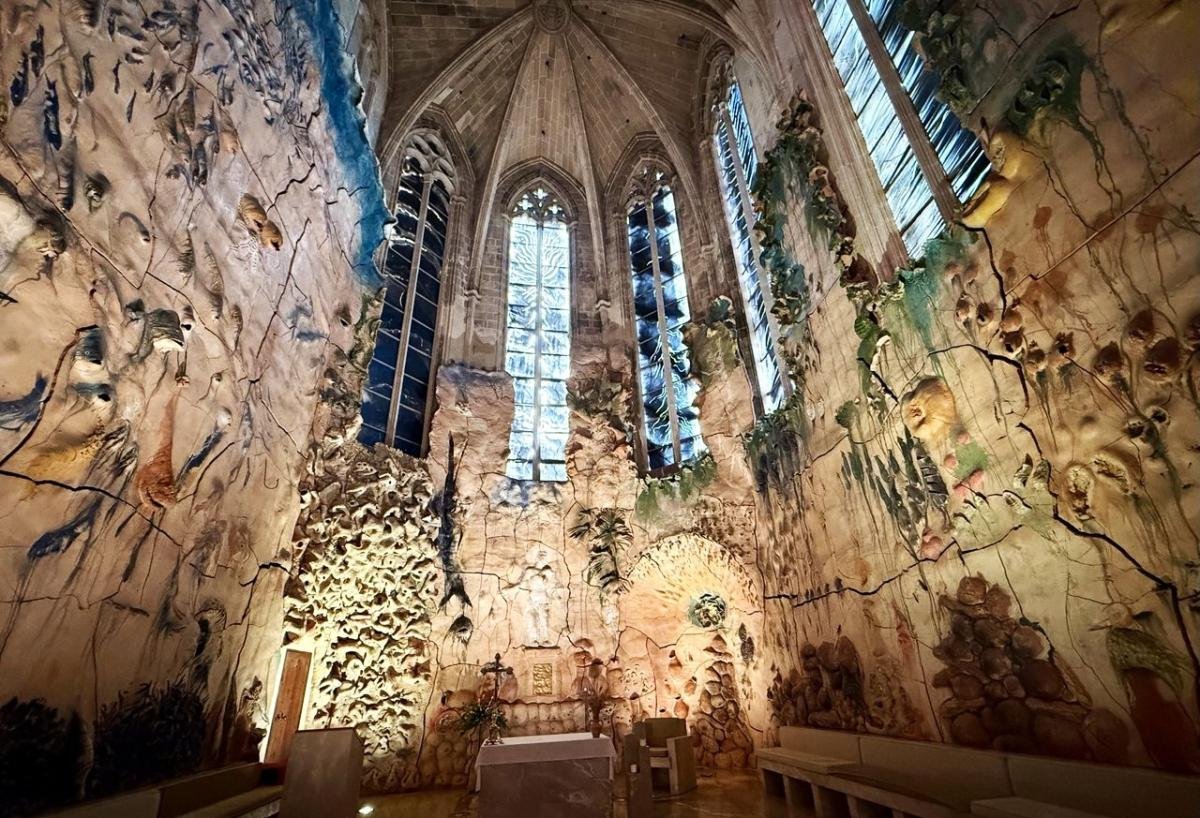 Reliefs by Michele Barcelo in the Palma Cathedral / photo by Natalia Petervari