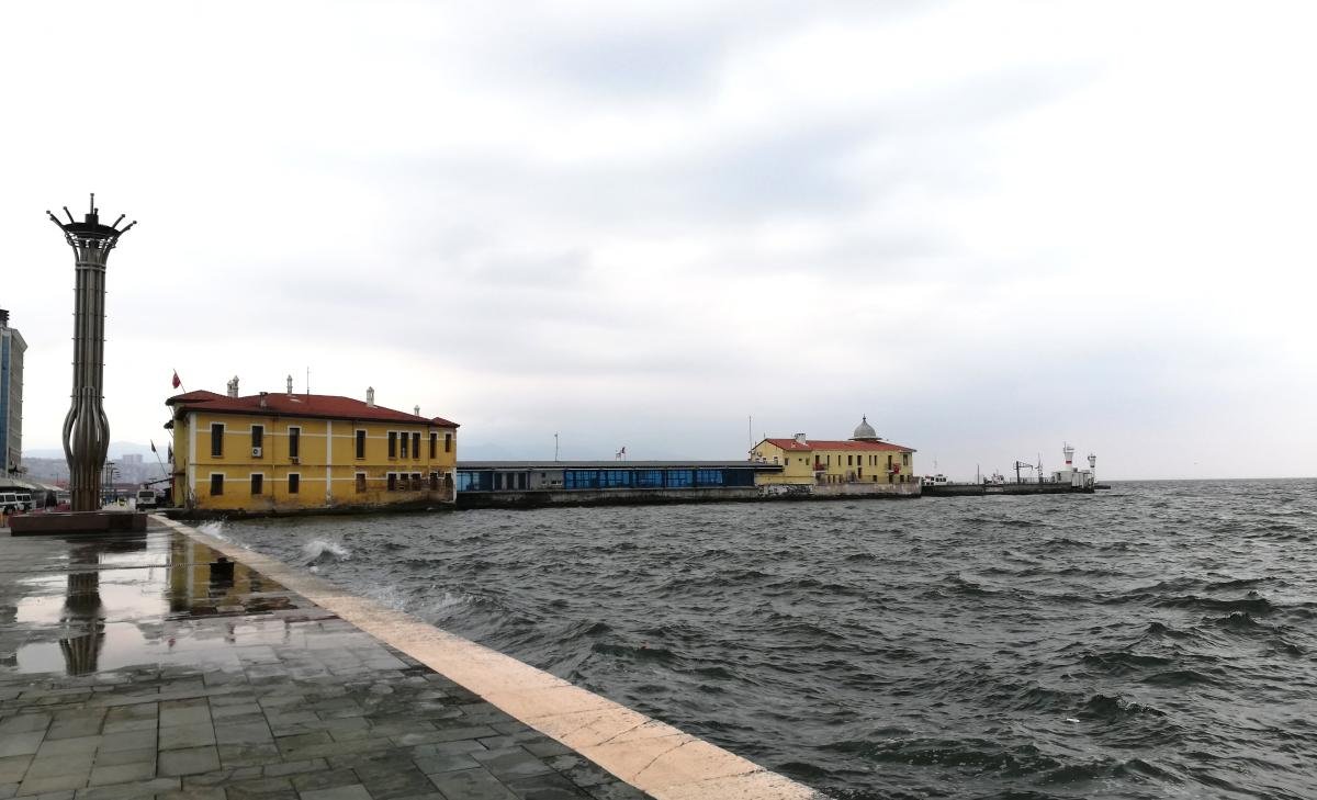 Modern Izmir is a major port and trade center / photo by Marina Grigorenko Modern Izmir is a major port and trade center / photo by Marina Grigorenko