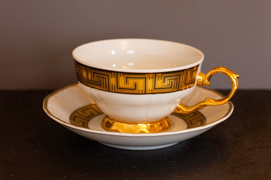 Photo of a cup. Czech porcelain.