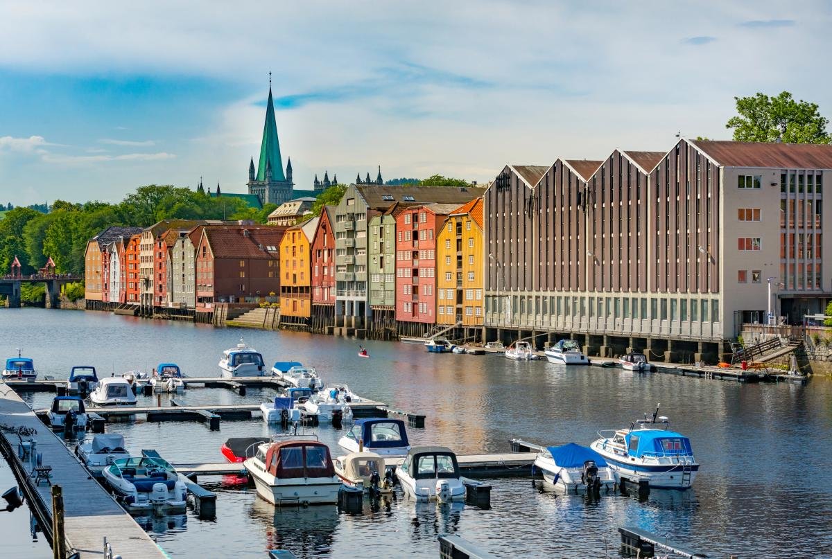 After visiting more than 100 cities in Europe, an experienced tourist chose the best alternatives to the capitals. After visiting more than 100 cities in Europe, an experienced tourist chose the best alternatives to the capitals.