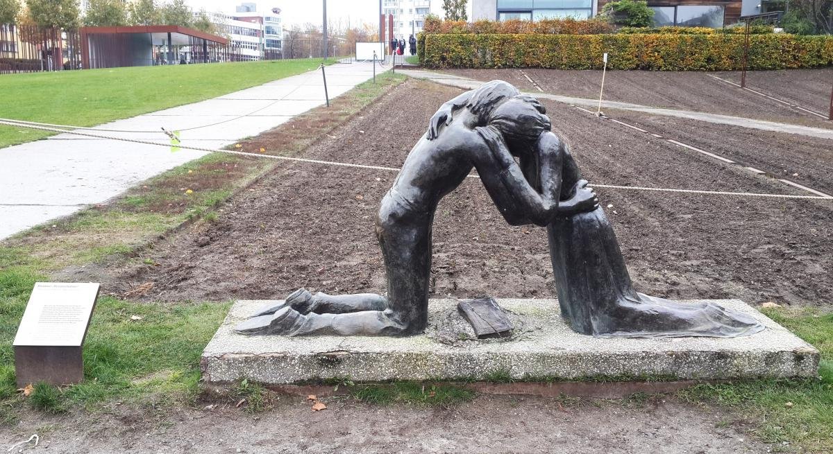 The Berlin Wall divided the Germans for almost 30 years / photo by Marina Grigorenko
