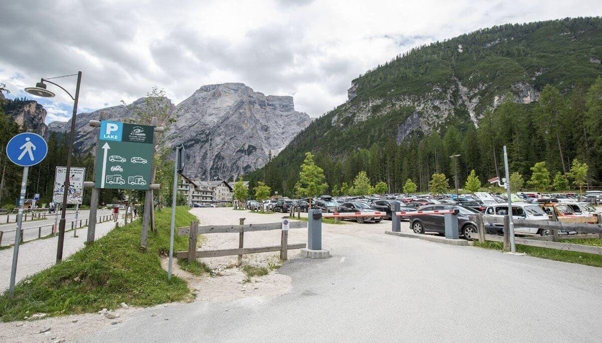 Parking lots near Lake Lago di Braies and the road to the lake. Parking at Lago di Braies P4, next to the lake.